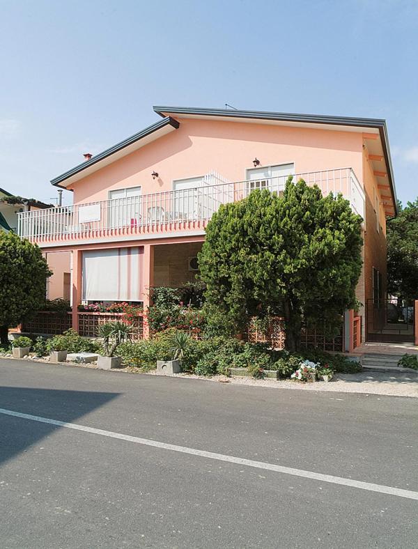 Erica Villa Bibione Buitenkant foto