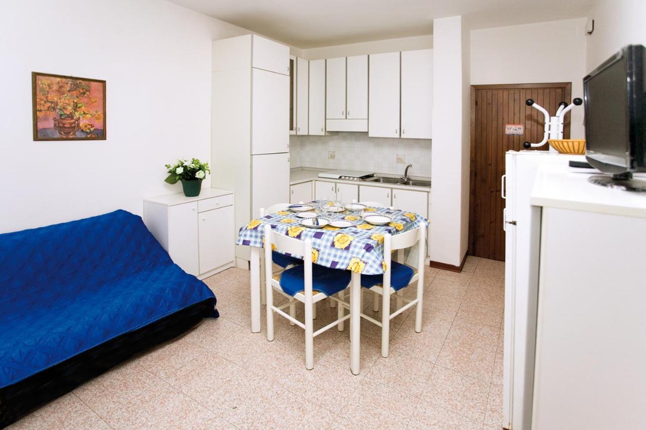 Erica Villa Bibione Buitenkant foto